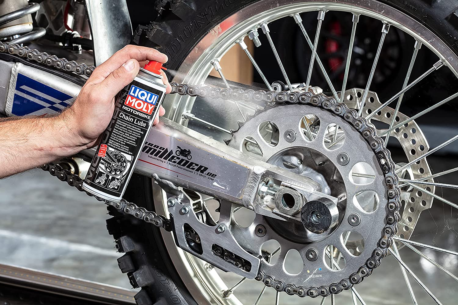 Liqui Moly Chain Lube Fully Synthetic Water Resistant (250 ml) – RIDERS  ARENA